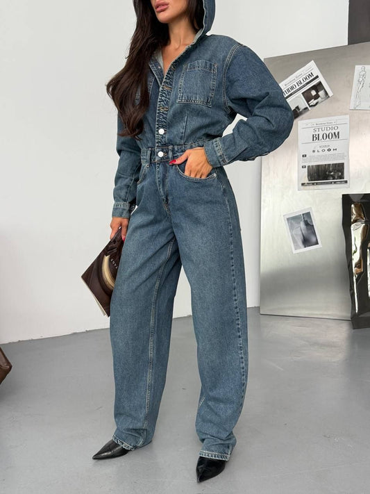 جمبسوت جينز أزرق فاتح بأكمام طويلة بتصميم باراف