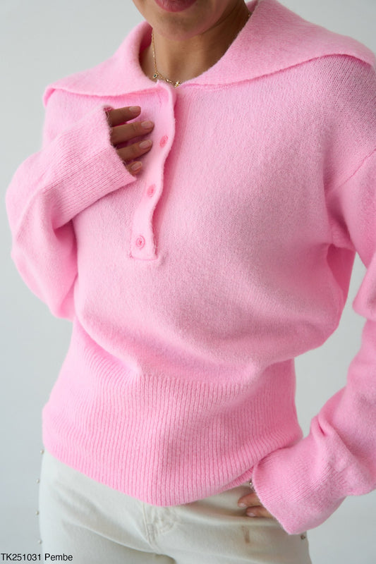 كنزة محبوكة مضلعة