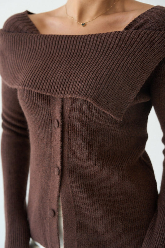 كنزة نسائية بأكمام طويلة