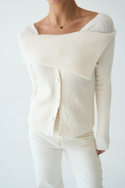 كنزة نسائية بأكمام طويلة