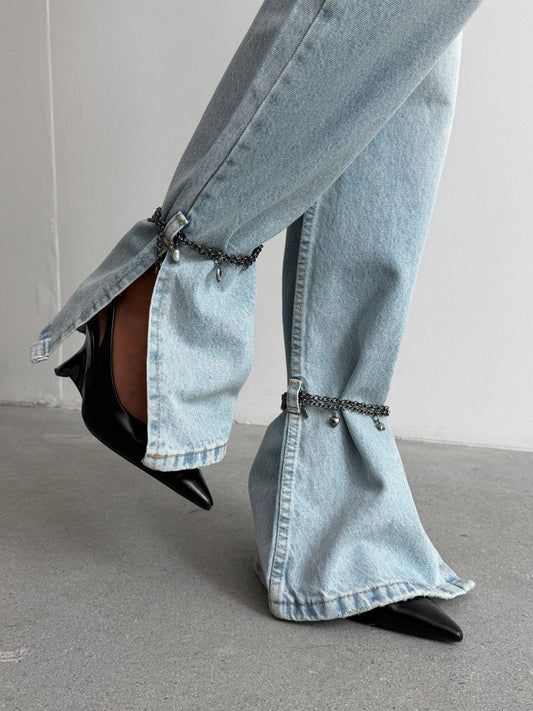 Baby Blue High-Waist Jeans