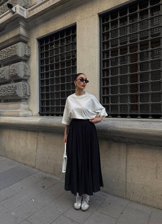 Black Breeze Maxi Skirt