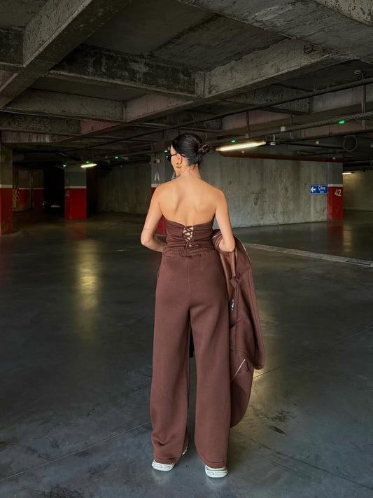 طقم مكون من بلوزة بغطاء رأس وسحاب