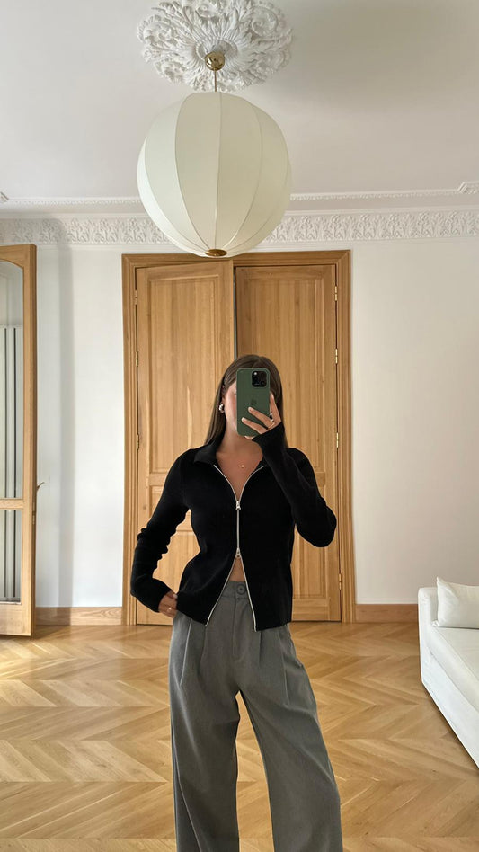 بلوزة طويلة الأكمام ضيقة بلون البرقوق الداكن