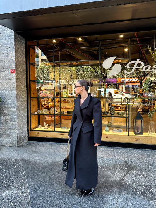 STAND-UP COLLAR WAIST SITTING PADDED MAXI CACHET COAT