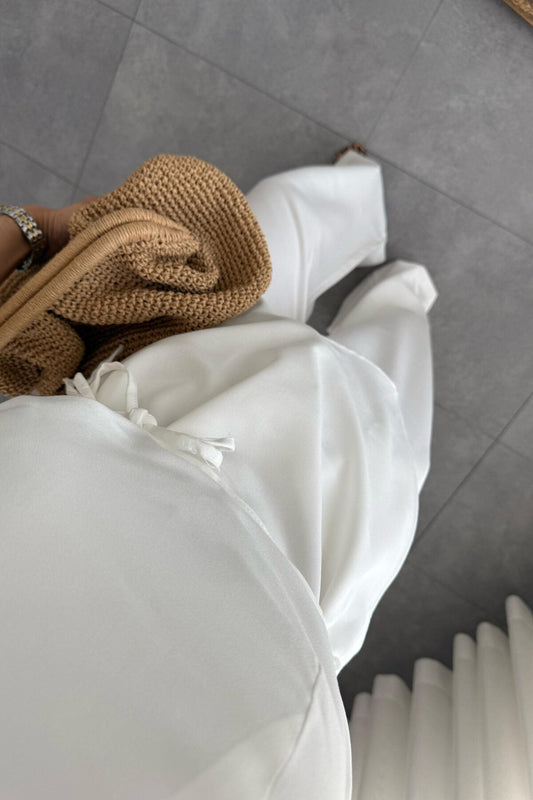 طقم بلوزة بحمالة كتف واحدة