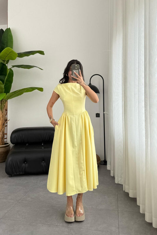 Waist-fit Balloon Dress