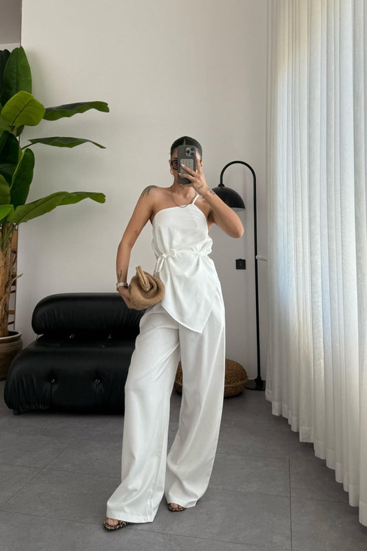 طقم بلوزة بحمالة كتف واحدة