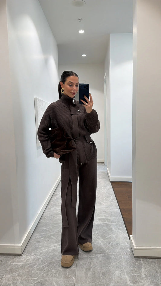 STAND-UP COLLAR BELTED KNITWEAR SET