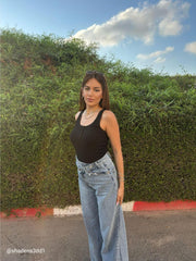 BASIC BLACK WITH BUTTON UNDERSHIRT