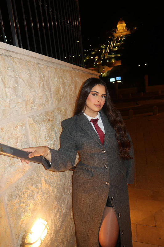 معطف طويل مصمم خصيصاً باللون الرمادي الفحمي