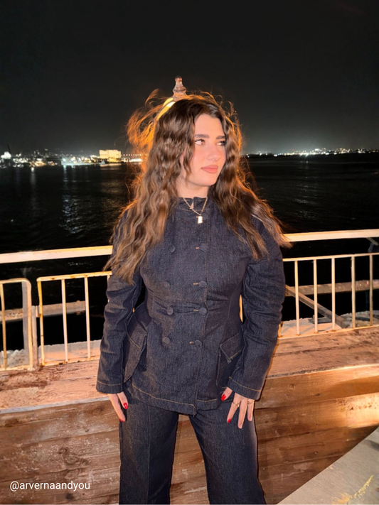 بدلة جينز هيلينز باللون الأزرق الداكن