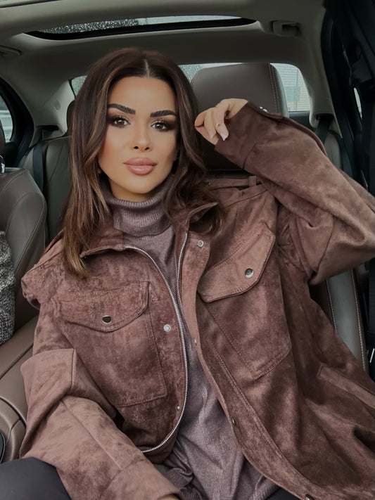 جاكيت بومبر من جلد الغزال البني