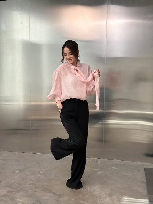 Neckline Tie-Up Balloon Sleeve Blouse
