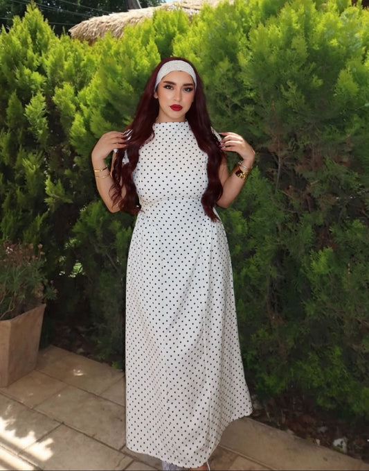 WAIST-FITTED POLKA DOT DRESS