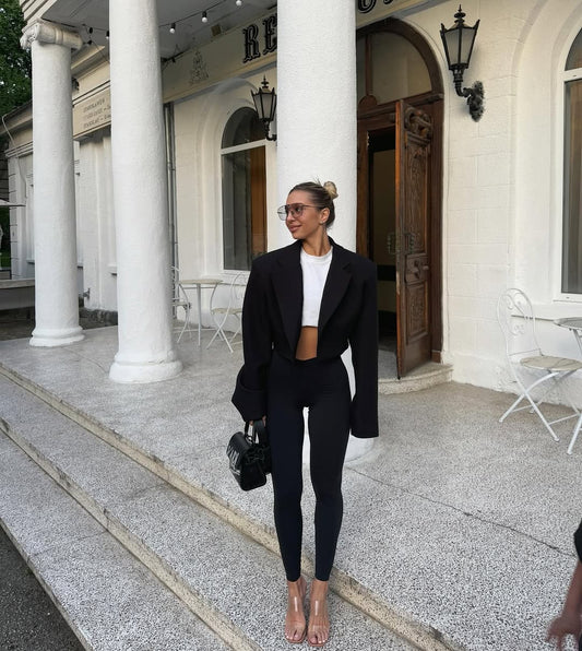 Stylish Cropped With Massive Shoulders Jacket ARVERNA