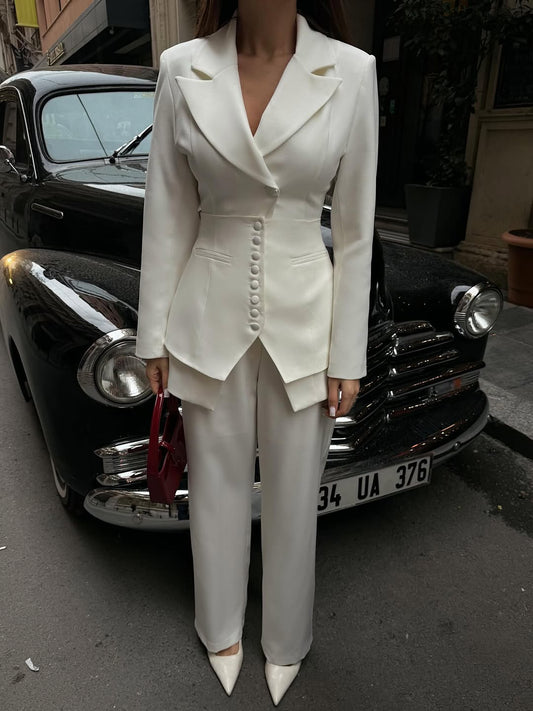 White Sansey Three-Piece Design Set