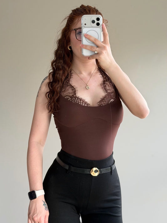 LACE DETAILED BODYSUIT