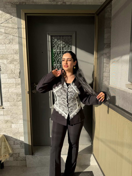 Lace Detail and V-Neck Design Blazer