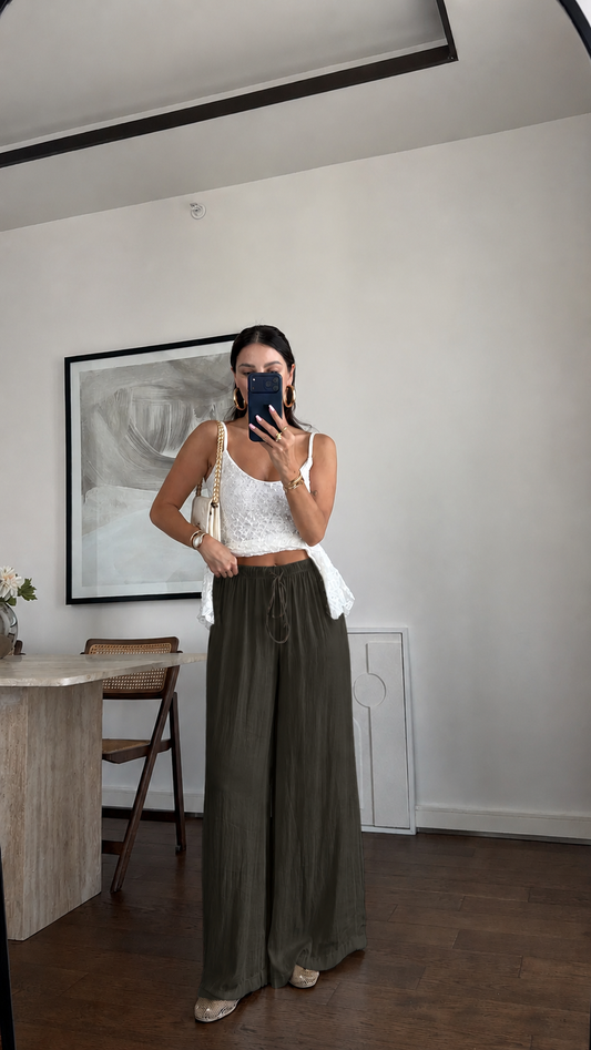 HIGH-WAISTED LOOSE-FIT PANTS