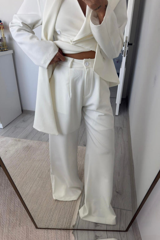 Waist-Fitting White Suit