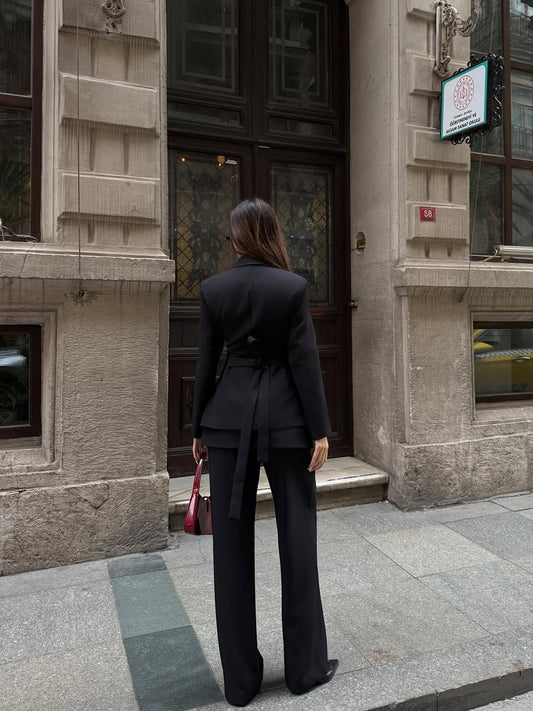 Black Sansey Three-Piece Design Set