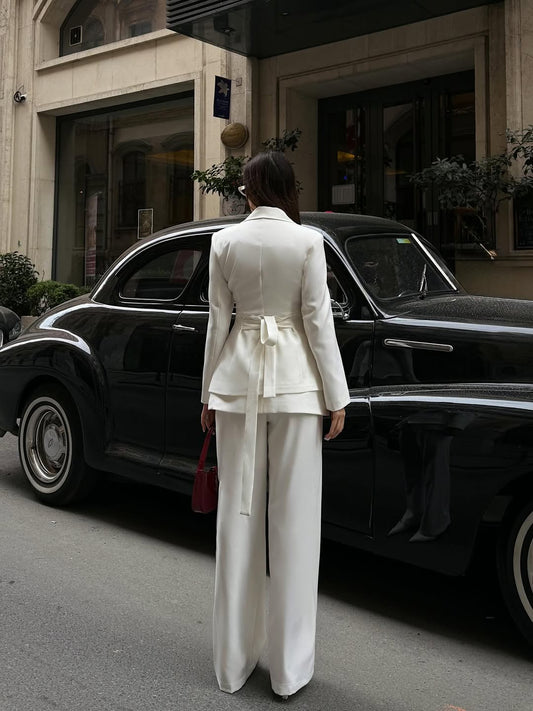 White Sansey Three-Piece Design Set