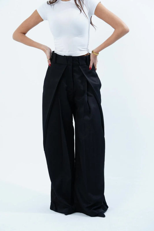 FOLDED BLACK TAILORED TROUSERS