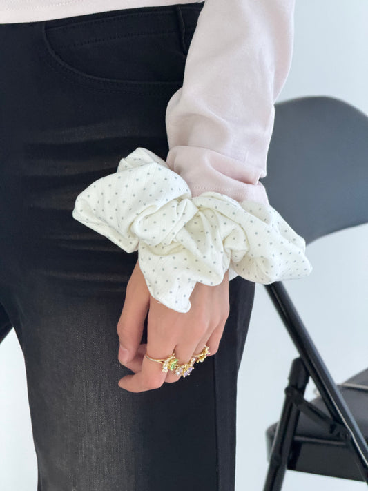 Arverna Lace Peek Ruched Top