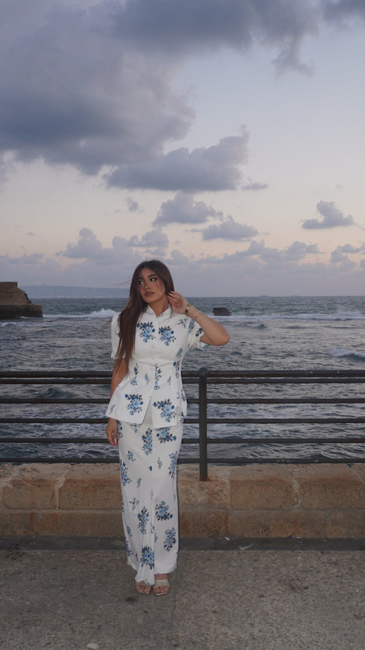 Reveal Blue Floral Patterned Scarf 3-Piece Suit