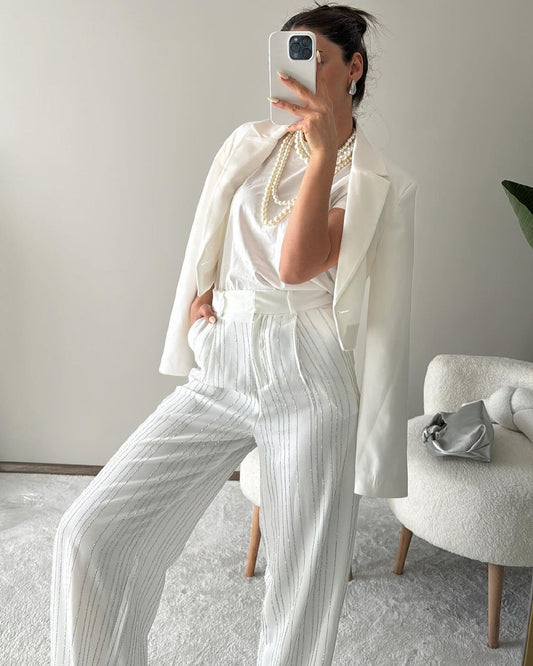 PADDED WHITE CROP JACKET