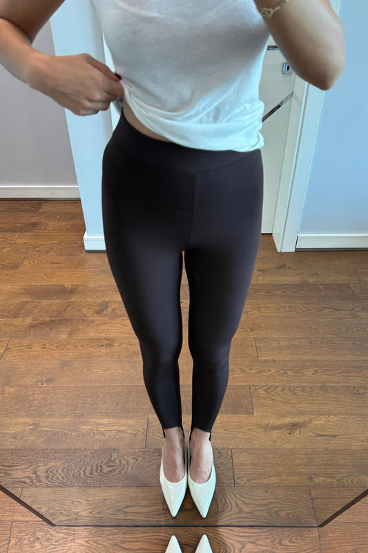 BITTER BROWN SOFT TEXTURED WITH HEEL LOOP LEGGINGS