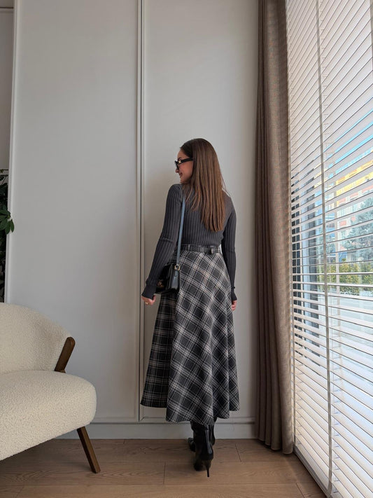 BELTED PLAID SKIRT