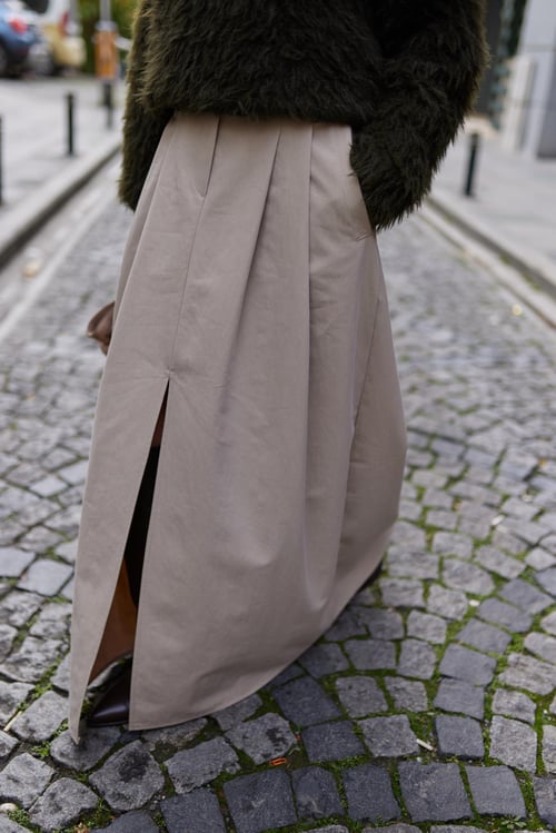 Beige Front Slit Detail Pleated Long Skirt with Two Side Pockets