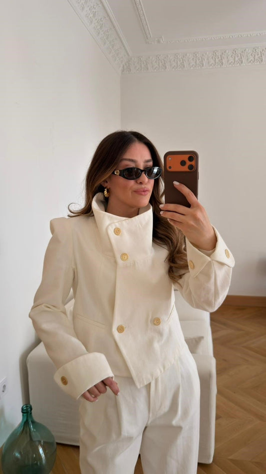 Off-White High Neck Set