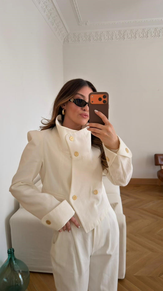 Off-White High Neck Set