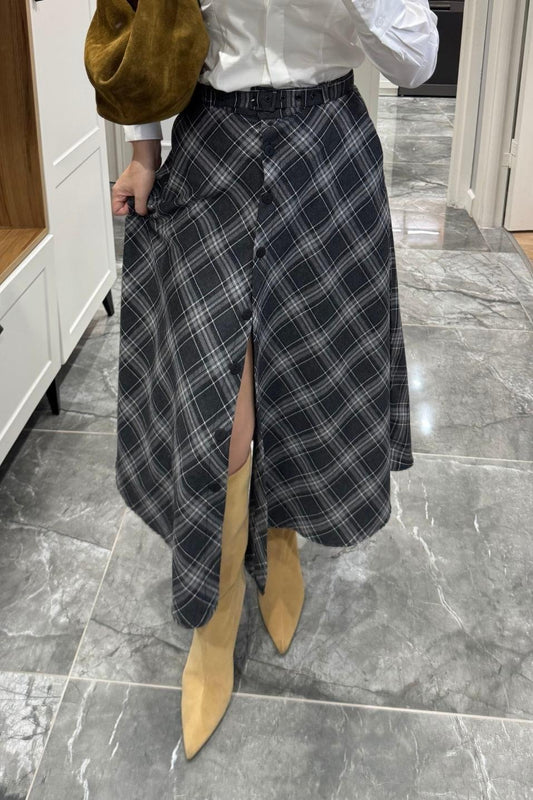 BELTED PLAID SKIRT
