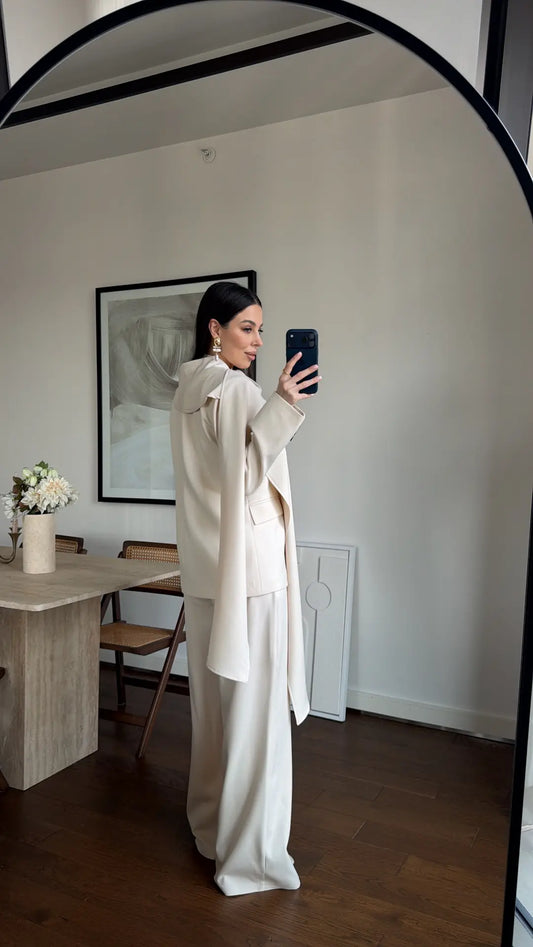 BEIGE SHAWL DETAIL SET