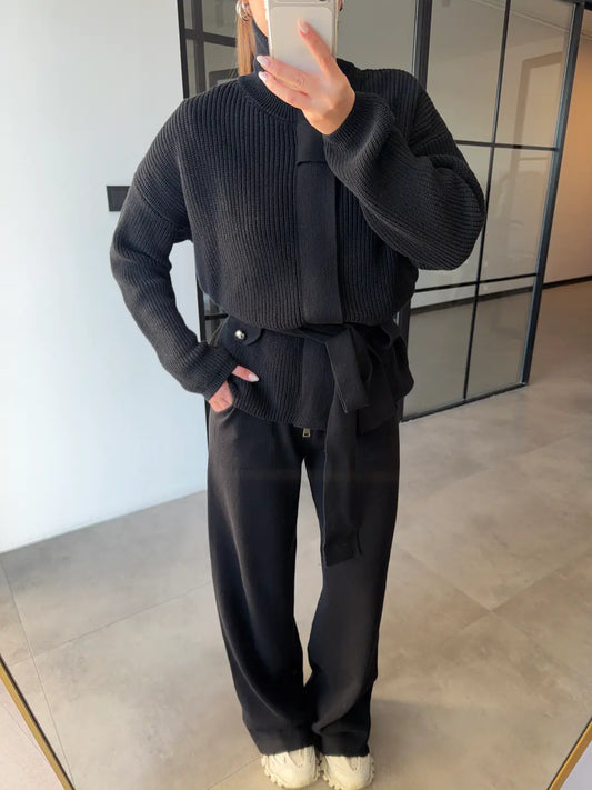 STAND-UP COLLAR BELTED KNITWEAR SET