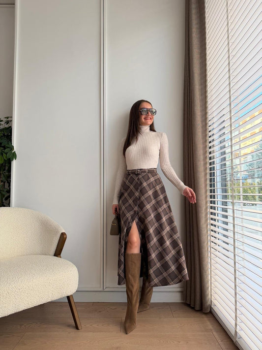 BELTED PLAID SKIRT