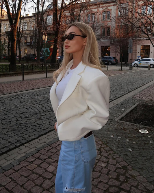 Stylish Cropped With Massive Shoulders Jacket ARVERNA
