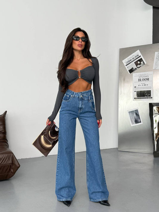 SPECIAL DESIGN CROSS CLOSURE WAIST WIDE LEG COMFORT JEANS