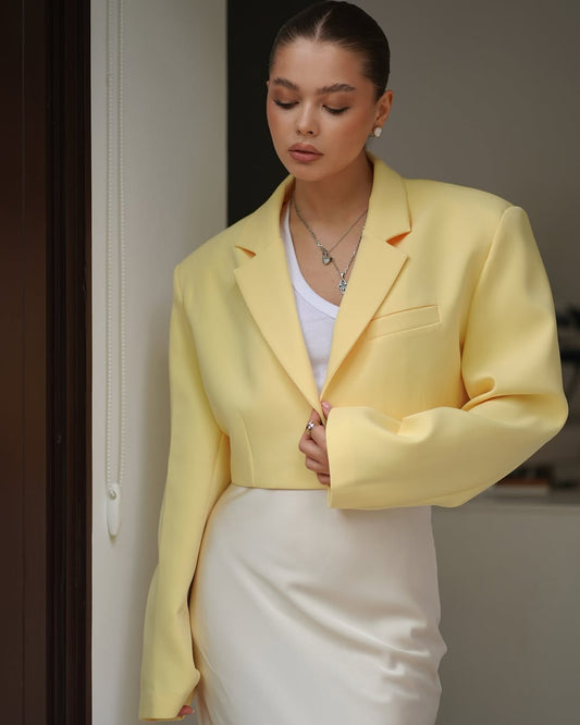 Stylish Cropped With Massive Shoulders Jacket ARVERNA