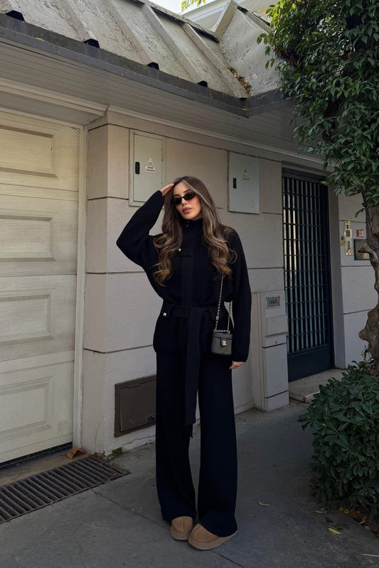 STAND-UP COLLAR BELTED KNITWEAR SET