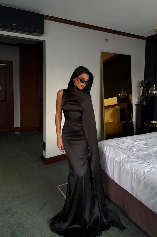 Black Messcy Long Scarf Dress