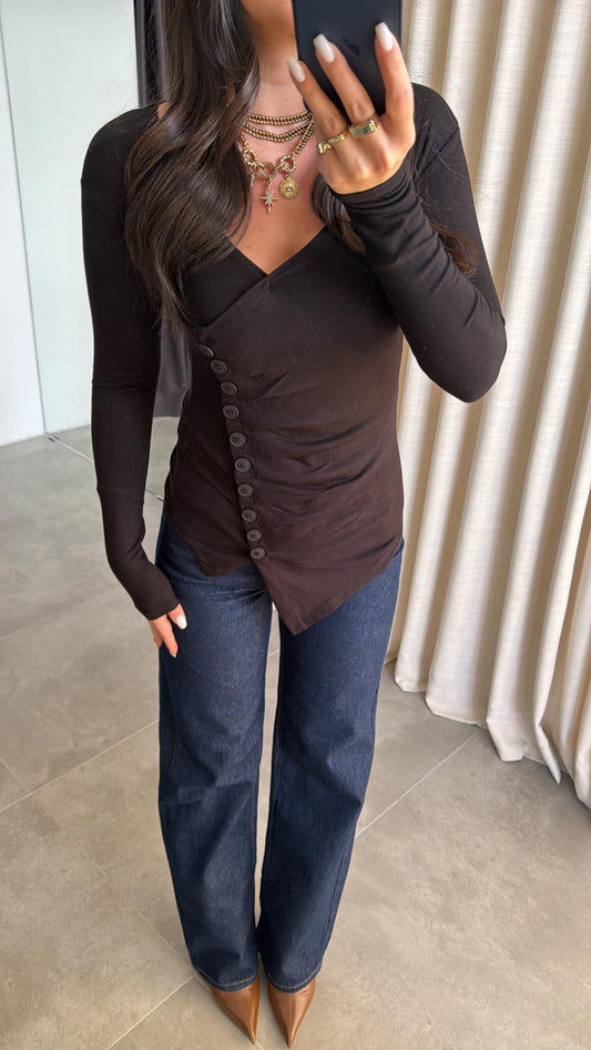 كنزة محبوكة غير متماثلة